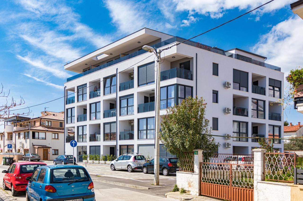 Enjoy Pula - New Apt With Terrace And Free Parking Garage Dış mekan fotoğraf