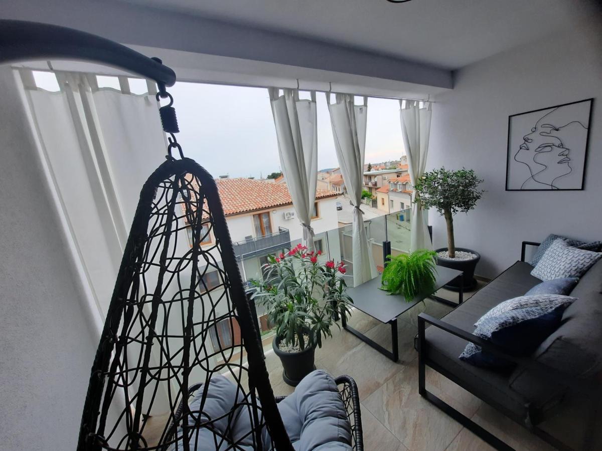 Enjoy Pula - New Apt With Terrace And Free Parking Garage Dış mekan fotoğraf